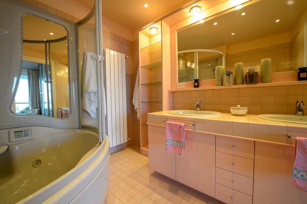 Sana Luxury Apartment Стреза Экстерьер фото